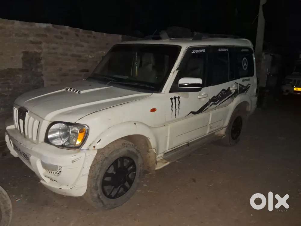 Mahindra Scorpio  2011