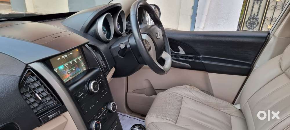 Mahindra Xuv500 At W10 Awd, 2016, Diesel