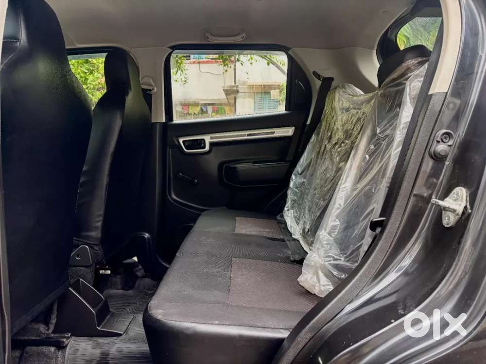 Maruti Suzuki S-presso Vxi, 2024, Petrol
