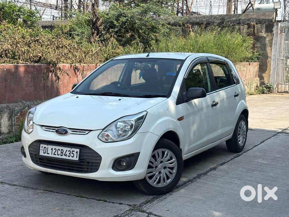 Ford Figo 2010-2012 Petrol Zxi, 2014, Petrol