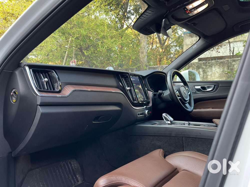 Volvo Xc60 2.0 B5 Ultimate, 2025, Petrol