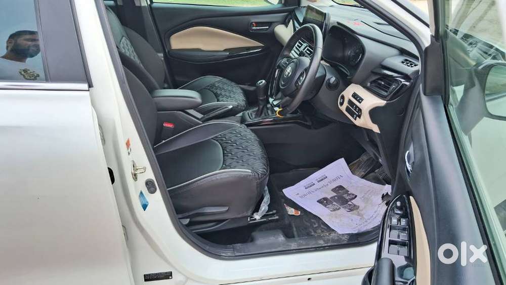 Toyota Glanza 1.2 V, 2025, Petrol