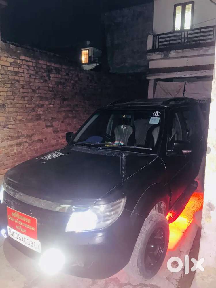 Tata Safari Storme 2013 Diesel 90000 Km Driven