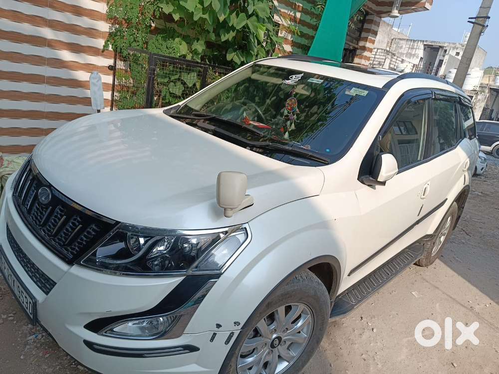 Mahindra Xuv500 Diesel 2015 W10 Top Model With Sunroof