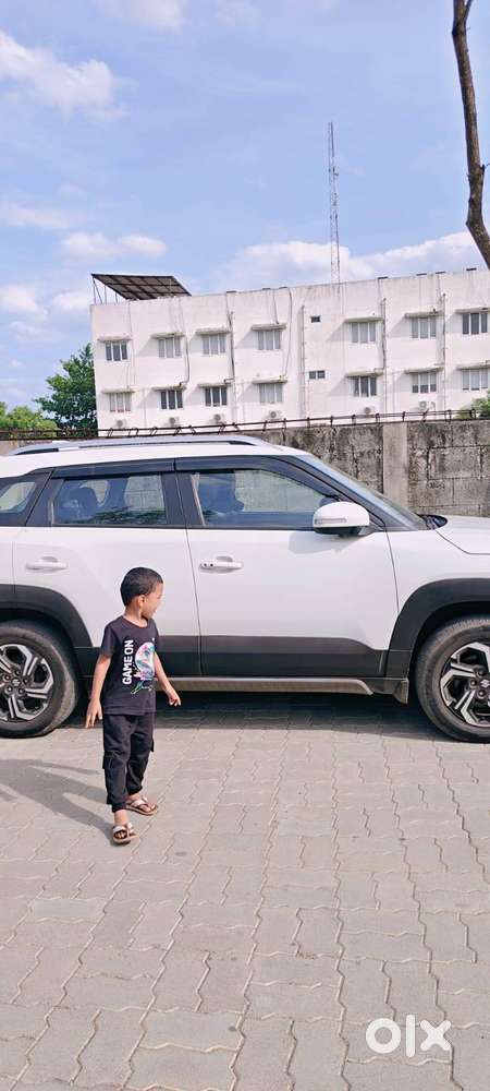 Maruti Suzuki Brezza 2025 Petrol Well Maintained