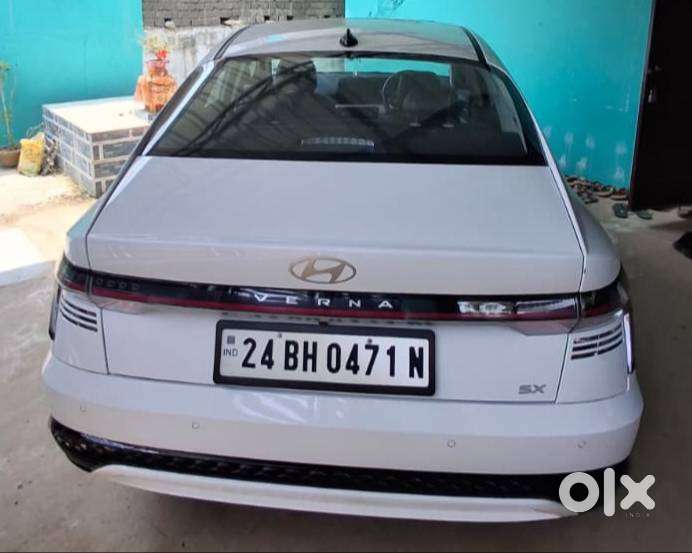 Hyundai Verna Sx 2024