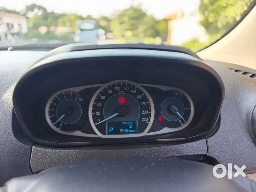 Ford Figo Aspire 1.5 Titanium Ti-vct At, 2015, Petrol