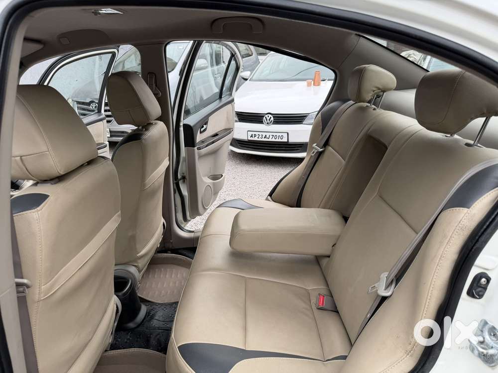 Maruti Suzuki Sx4 Vxi Bsiv, 2013, Petrol
