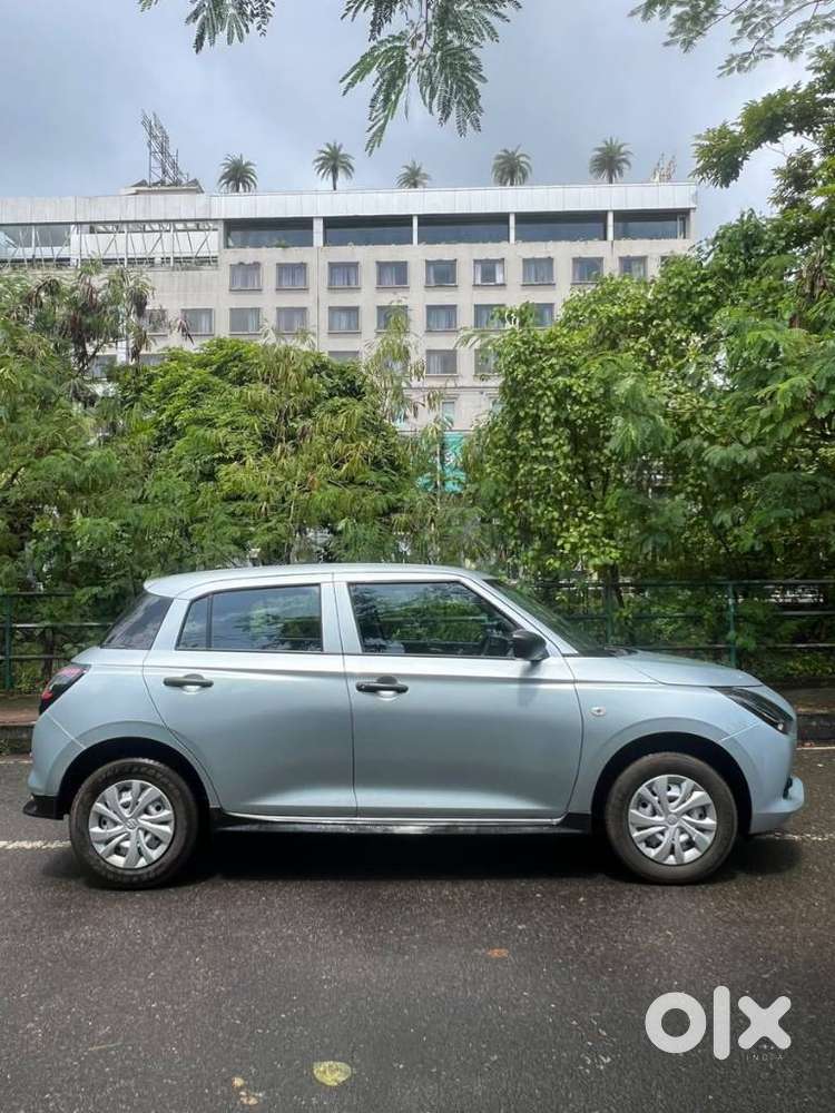 Maruti Suzuki Swift Lxi Optional-o, 2024, Petrol