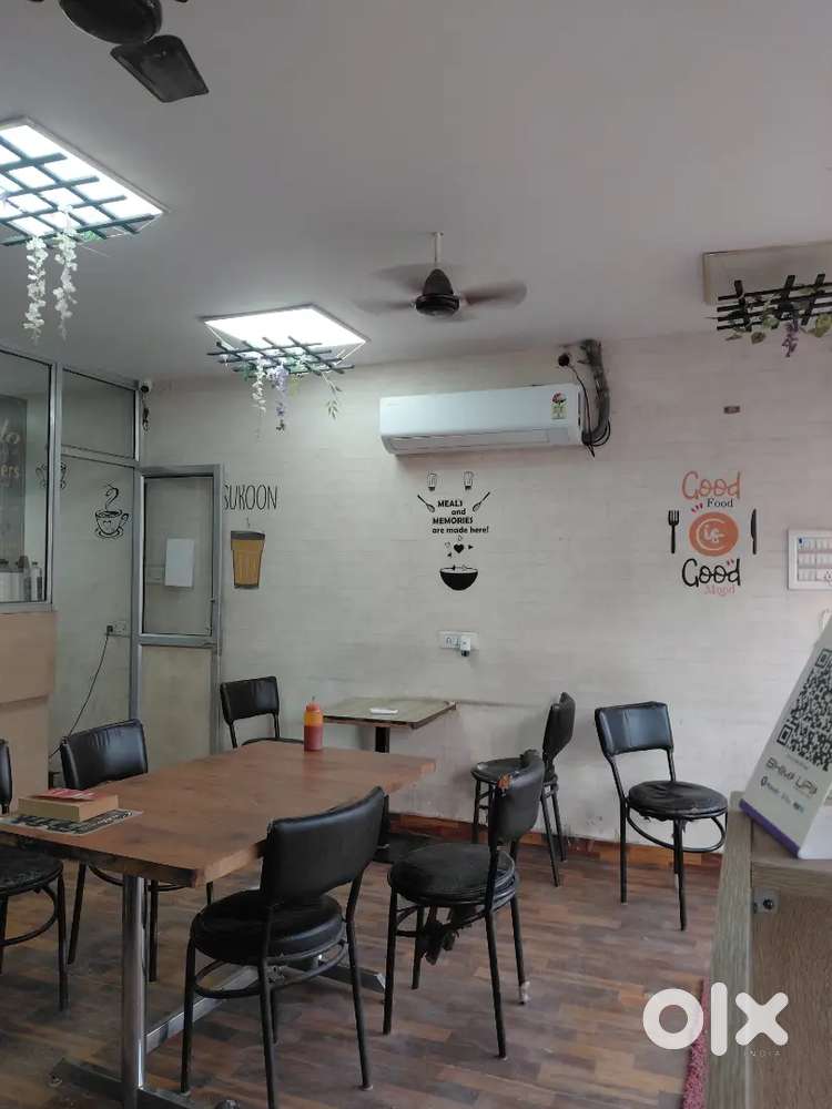 Running cafe
