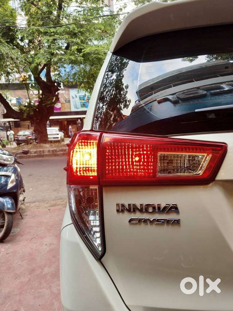 Toyota Innova Crysta 2.4 V 8 Str, 2019, Diesel