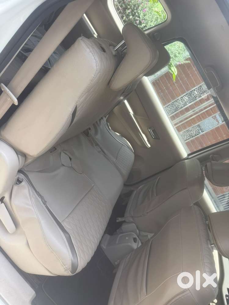 Maruti Suzuki Ertiga 1.5 Vxi, 2022, Petrol