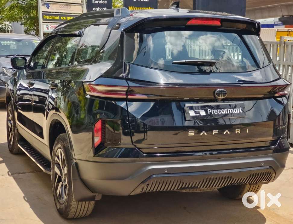 Tata Safari Pure Plus S Dark Edition At, 2024, Diesel
