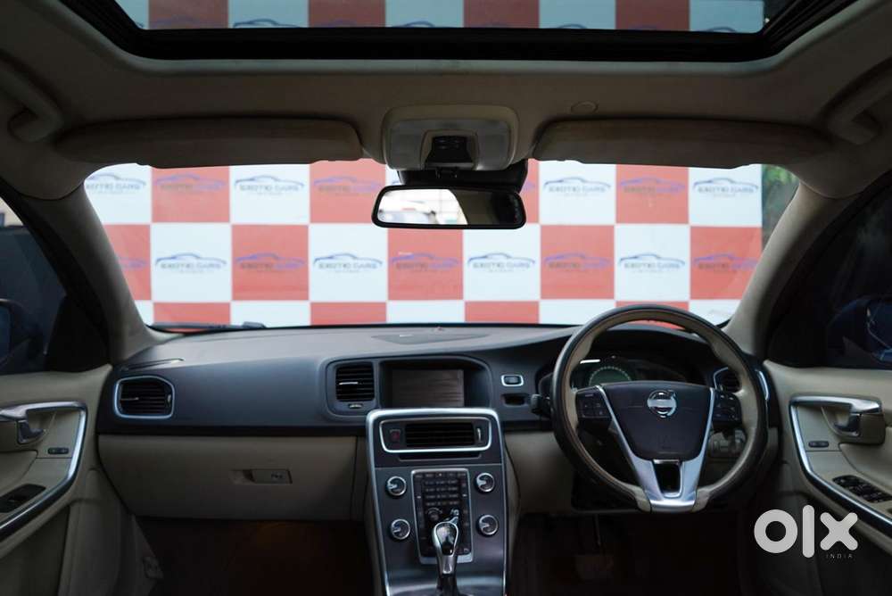 Volvo S60 D5 Kinetic, 2015, Diesel