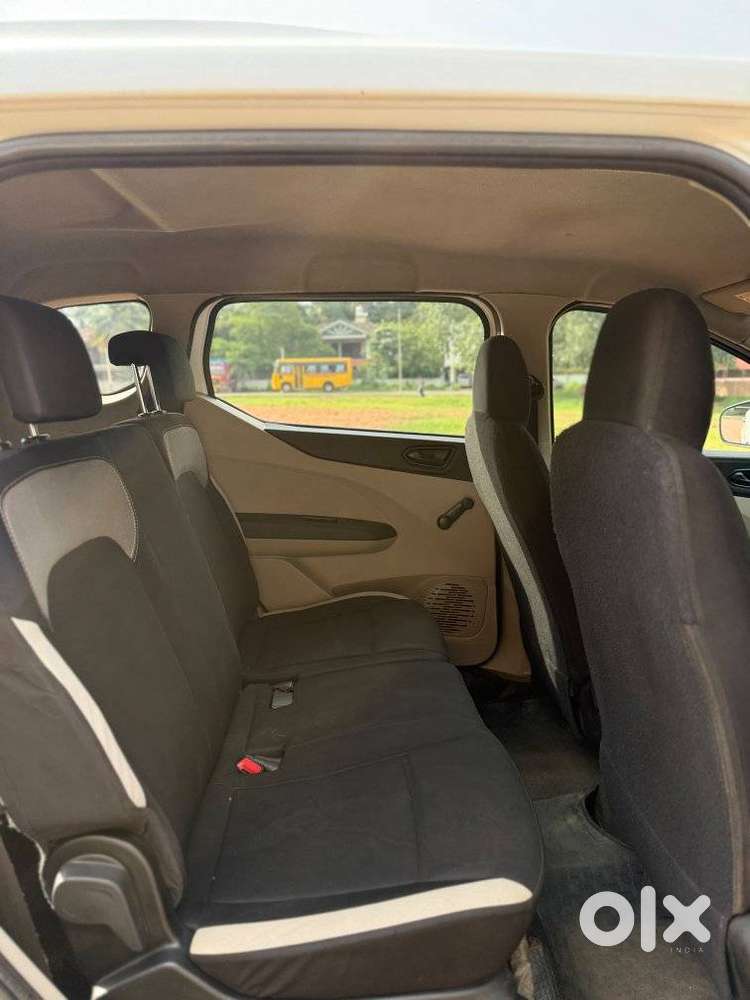 Renault Triber 1.0 Rxe, 2021, Petrol