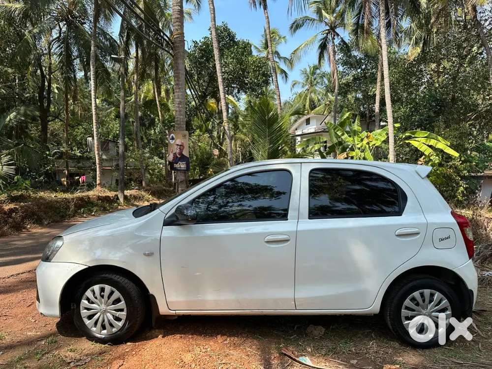 Toyota Etios Liva (2016)