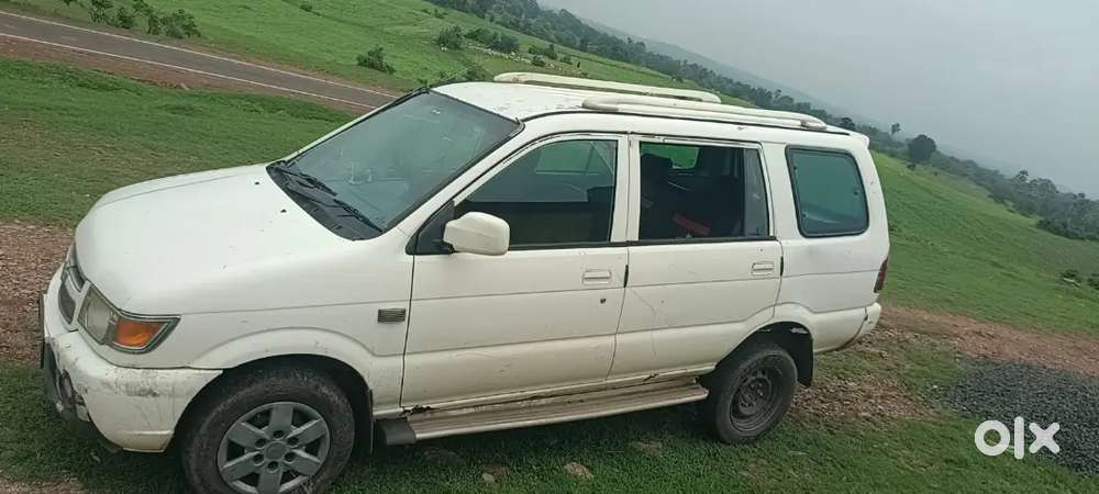 Chevrolet Tavera Neo 2016