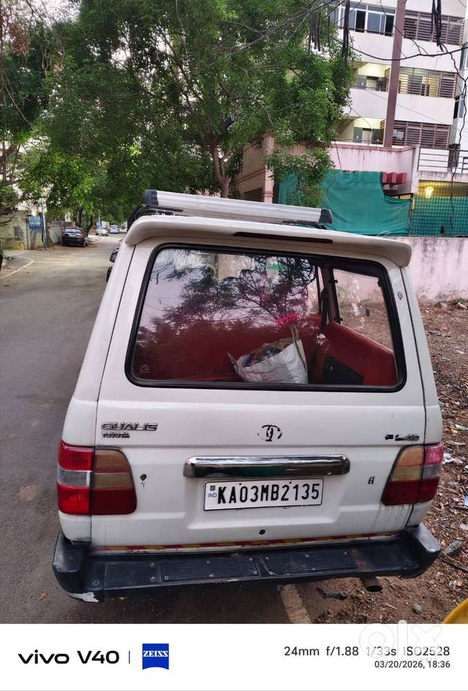 Toyota Qualis 2002 Diesel 286000 Km Driven
