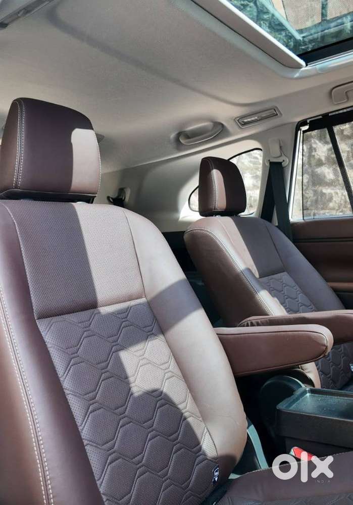 Toyota Innova Hycross 2.0 Zx (o) Hybrid 7 Str, 2024, Petrol