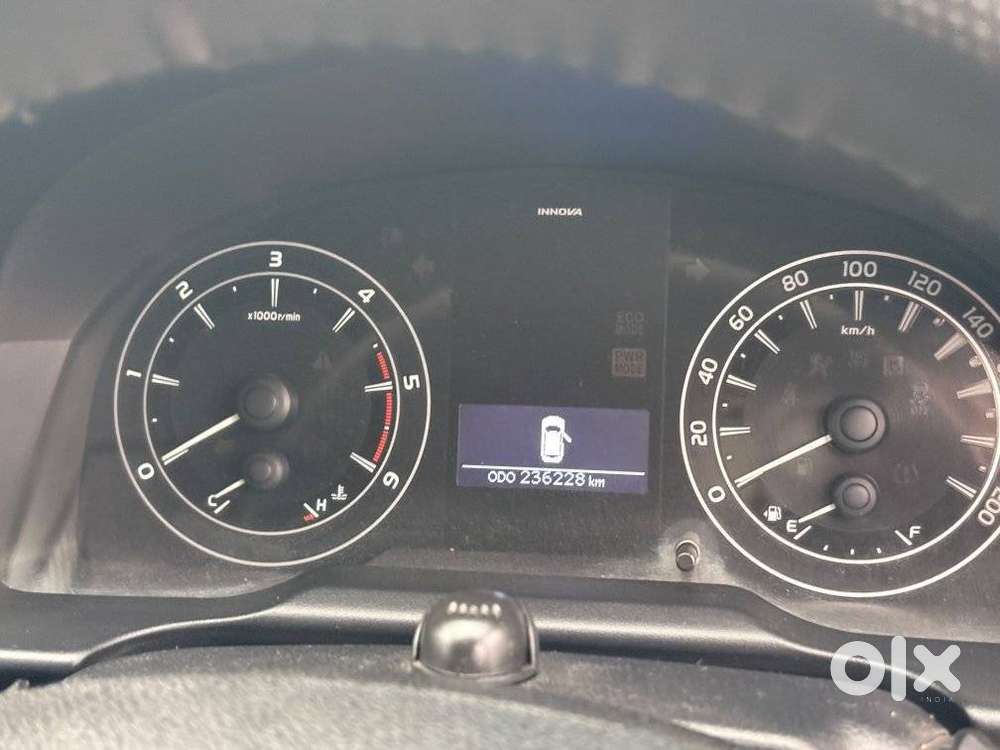 Toyota Innova Crysta 2.4 G Mt, 2017, Diesel
