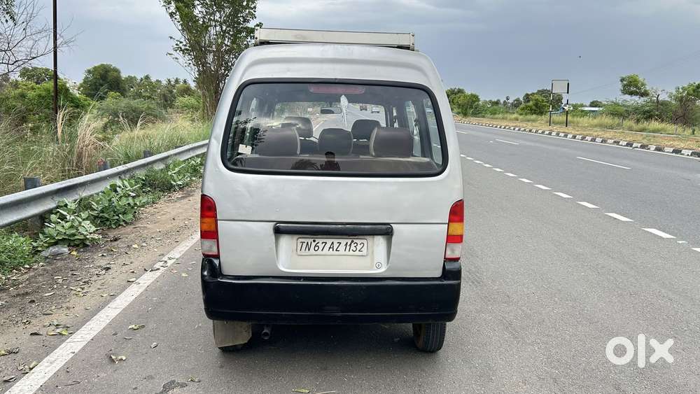 Maruti Suzuki Versa Dx1 8 Seater, 2008, Petrol