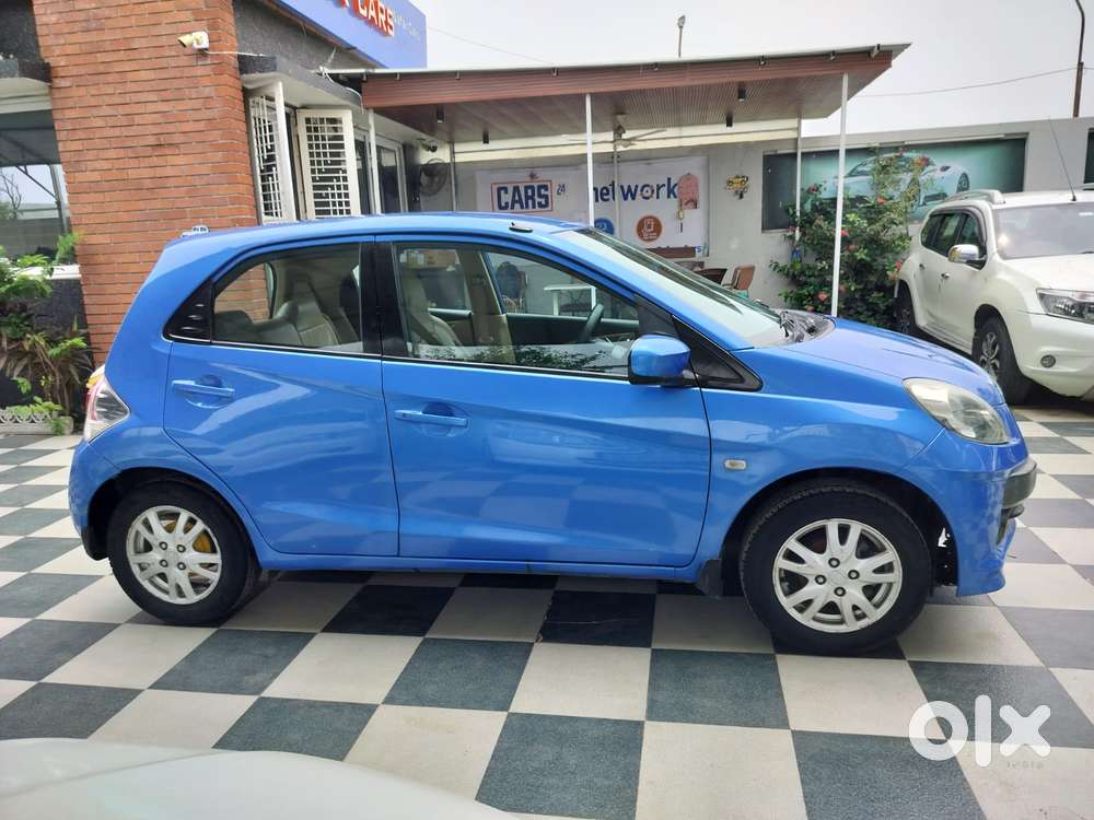Honda Brio V Mt, 2012, Cng & Hybrids