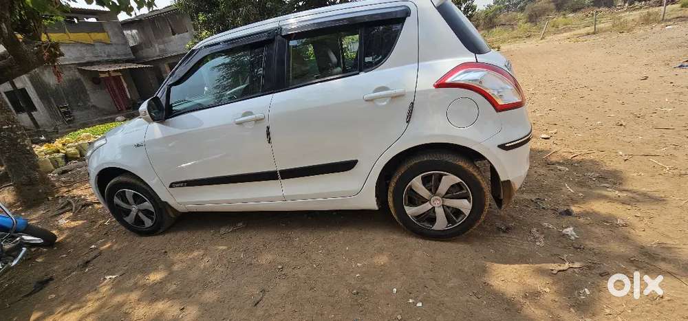 Maruti Suzuki Swift Vdi 2013 Diesel 122000 Km Driven