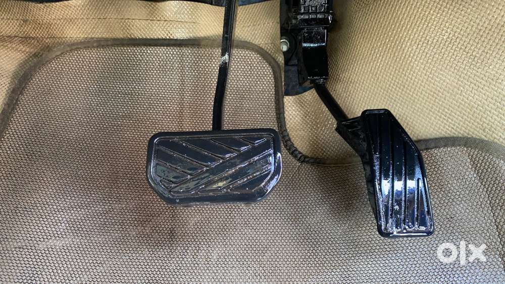 Maruti Suzuki Swift Dzire Amt Vxi, 2018, Petrol