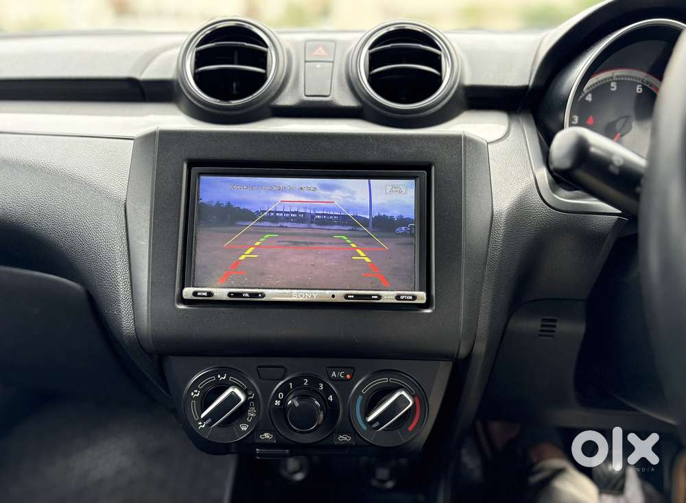 Maruti Suzuki Swift Vxi + Manual, 2020, Petrol