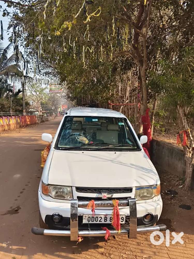 Chevrolet Tavera 2012 Diesel 70000 Km Driven