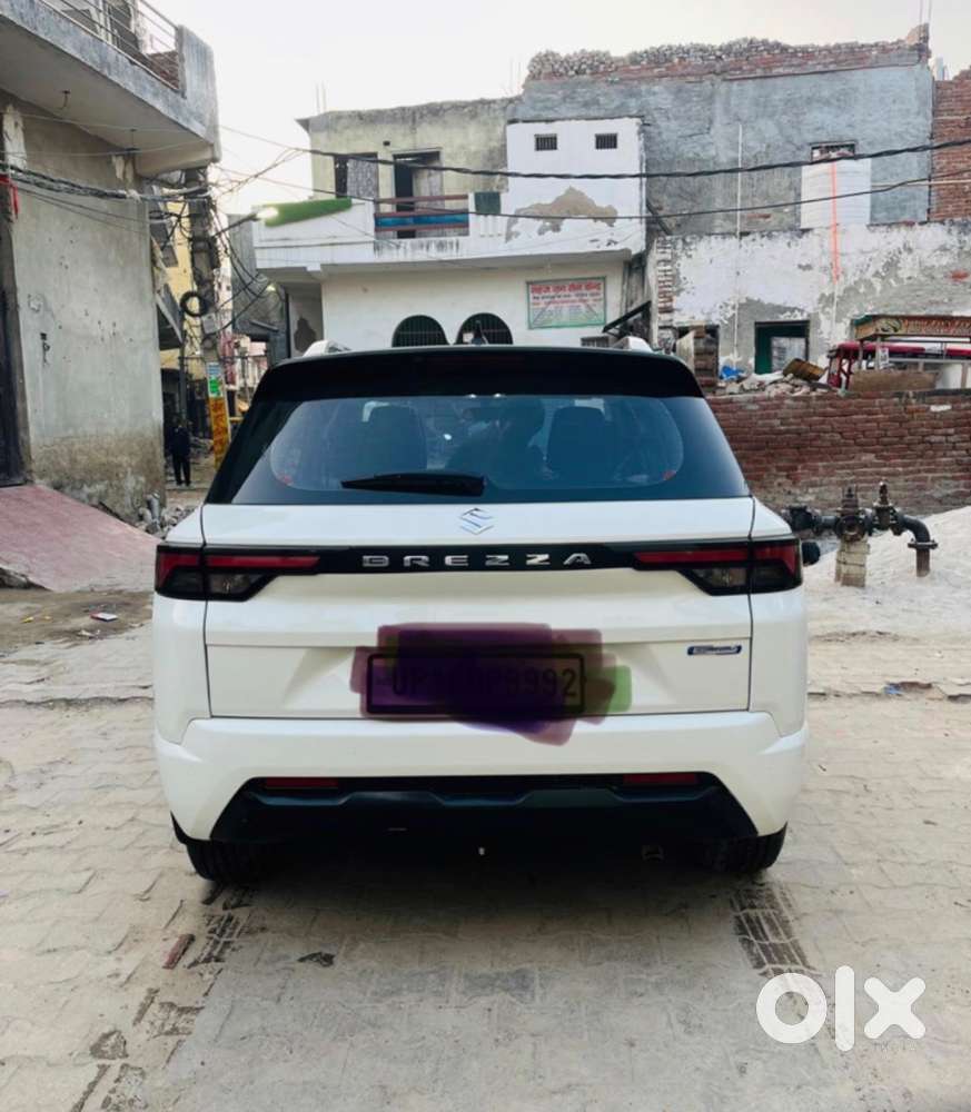 2023 Maruti Brezza Cng