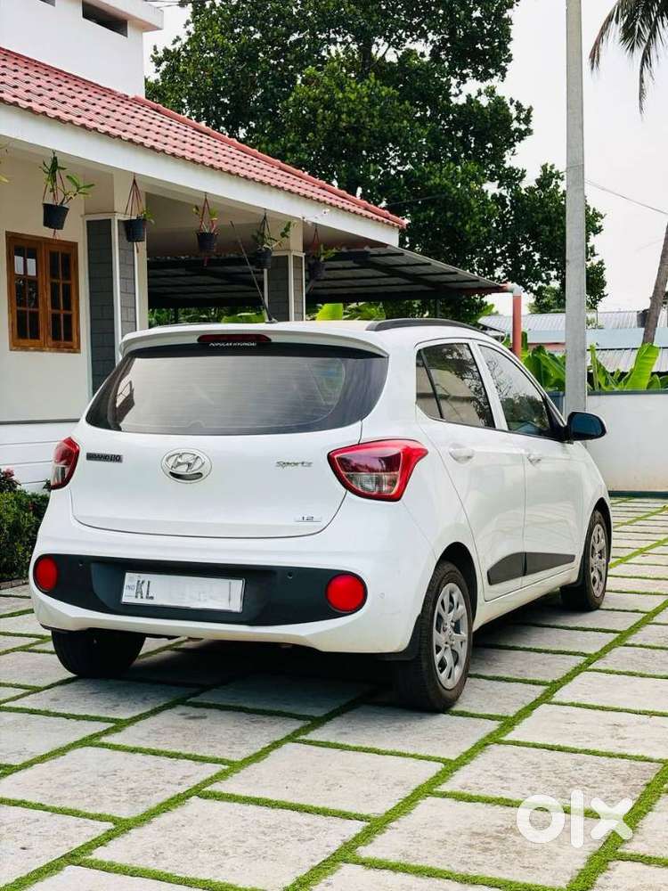 Hyundai I10 Sportz, 2019, Petrol