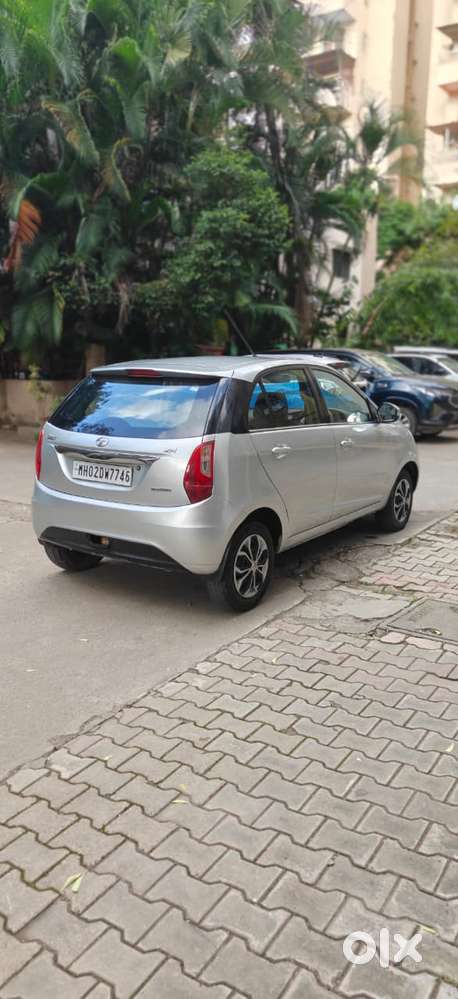 Tata Bolt Revotron Xt, 2015, Petrol