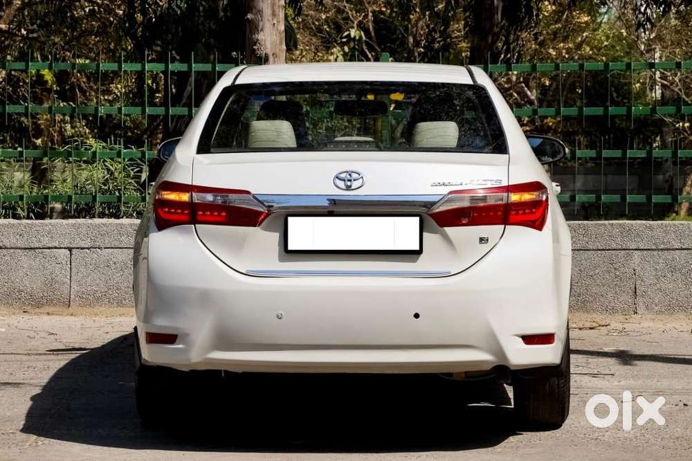 Toyota Corolla Altis 2013-2017 G At, 2016, Petrol