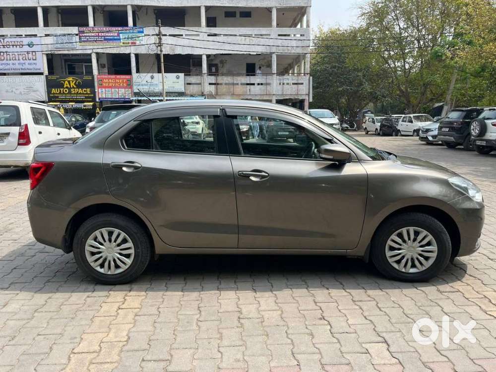 Maruti Suzuki Swift Dzire 1.3 Vxi, 2020, Petrol