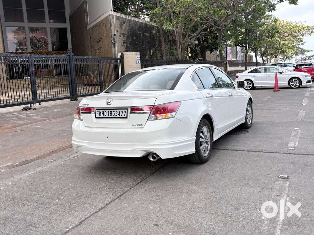 Honda Accord 2.4 Elegance Automatic, 2013, Petrol