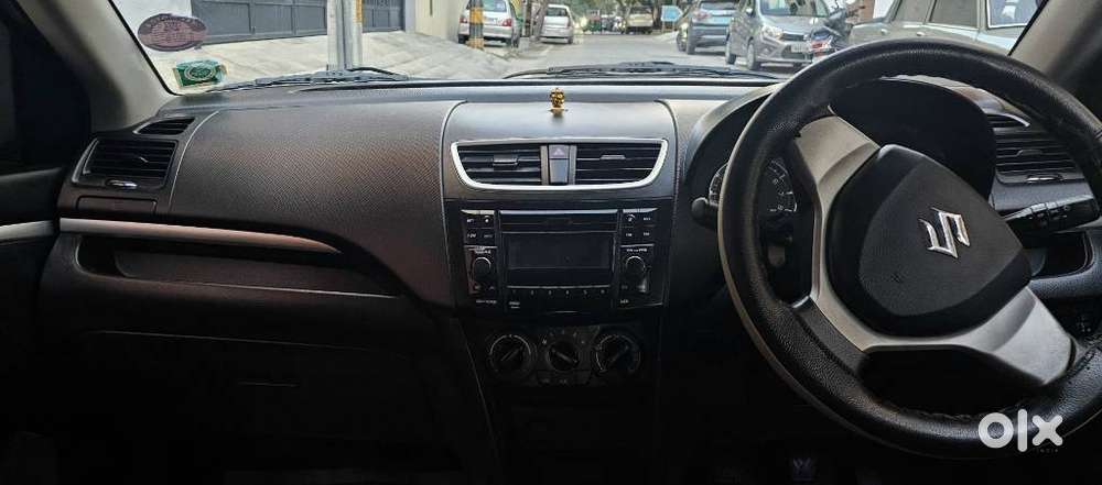Maruti Suzuki Swift Vxi + Manual, 2015, Petrol