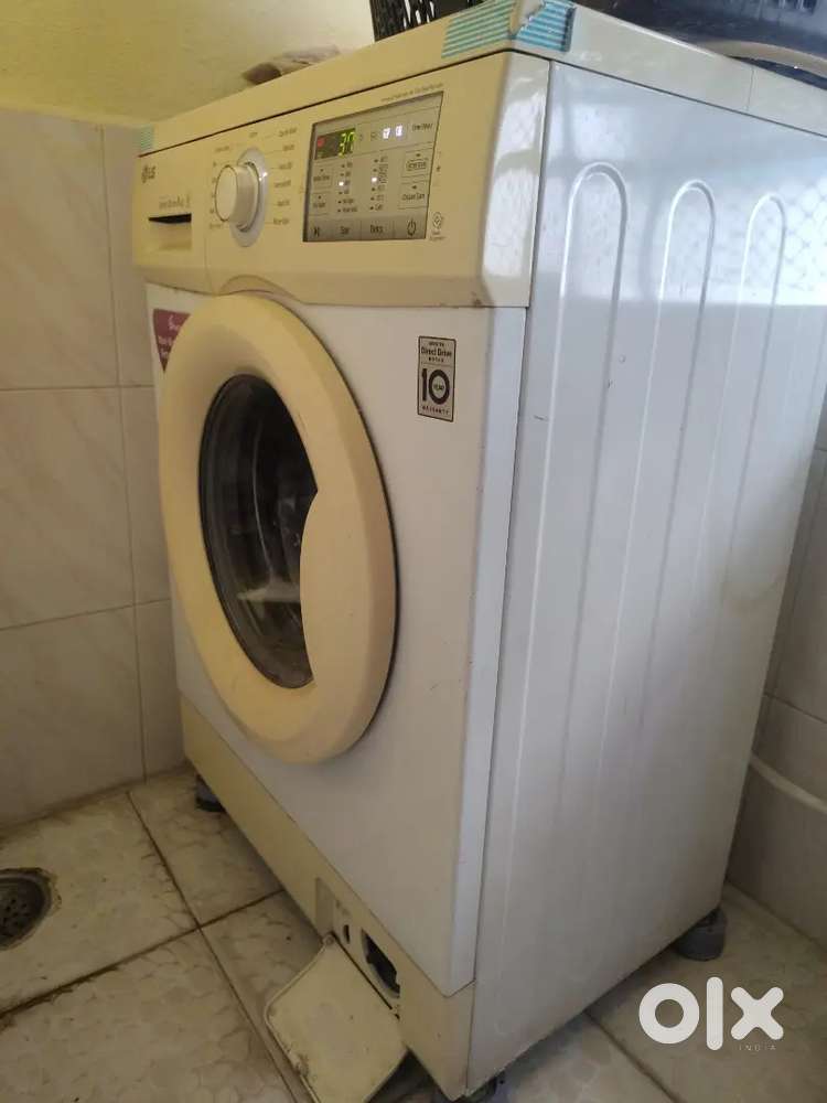 LG WASHING MACHINE FRONT LOAD