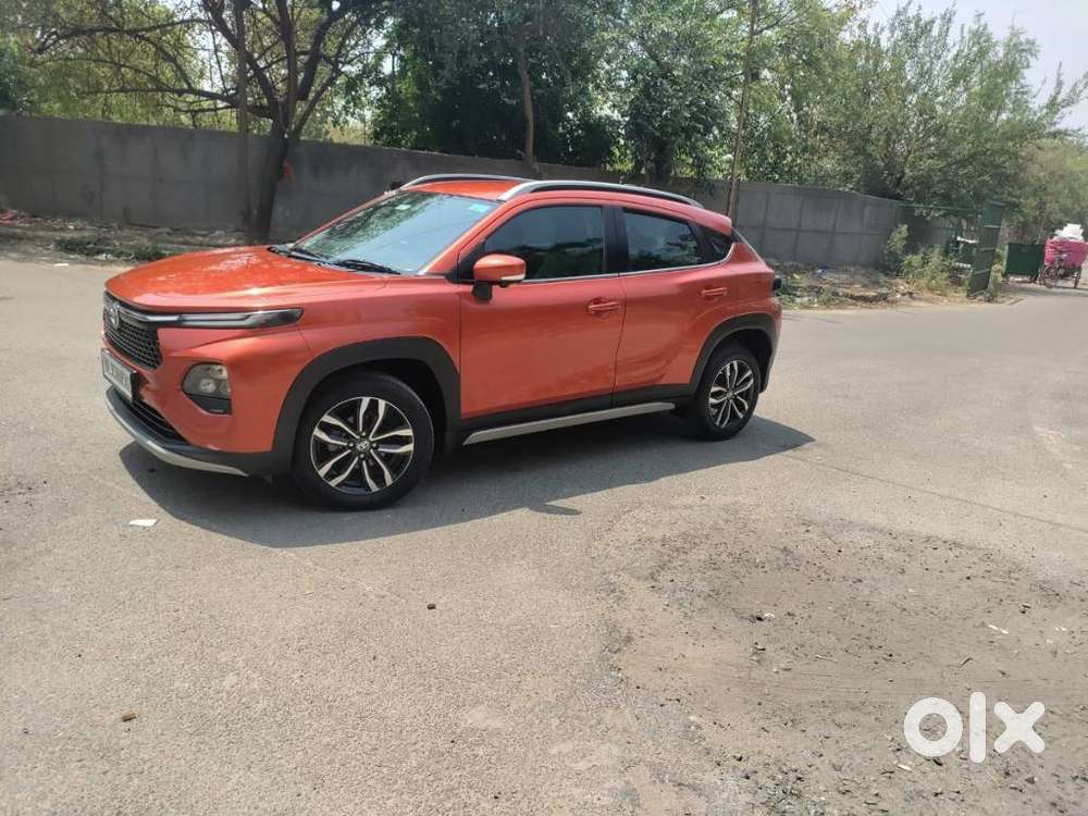 Toyota Urban Cruiser Taisor V 1.0 Petrol At, 2024, Petrol