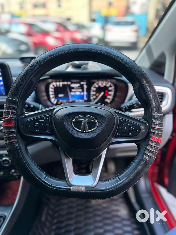 Tata Altroz Xz, 2020, Petrol