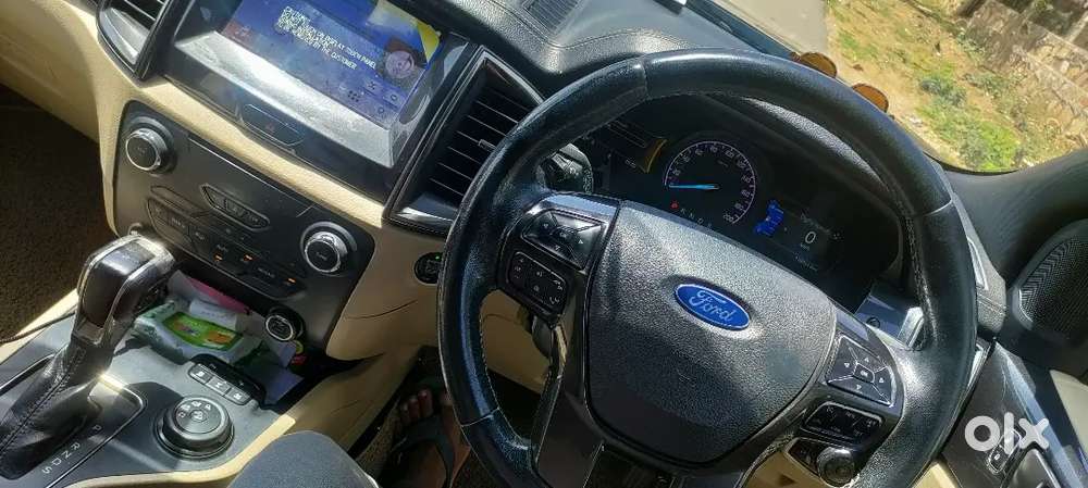 Ford Endeavour 2020