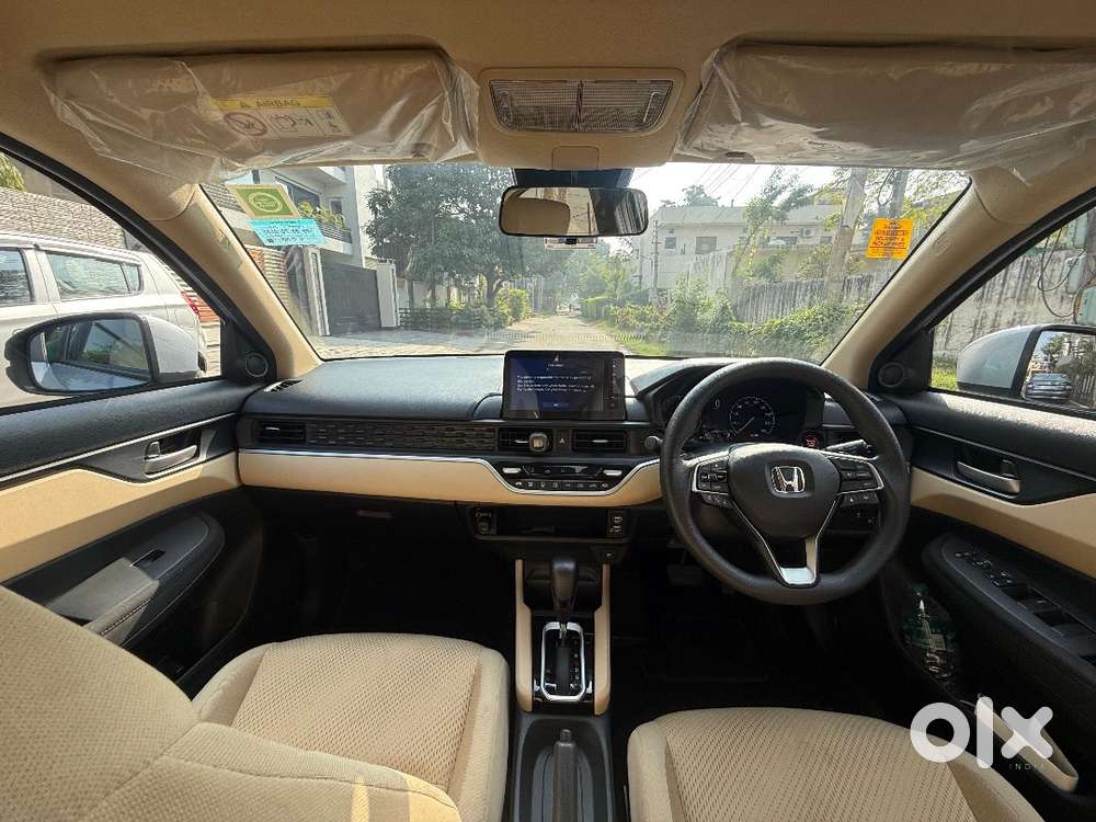 Honda Amaze 1.2 Zx Petrol Cvt 2025