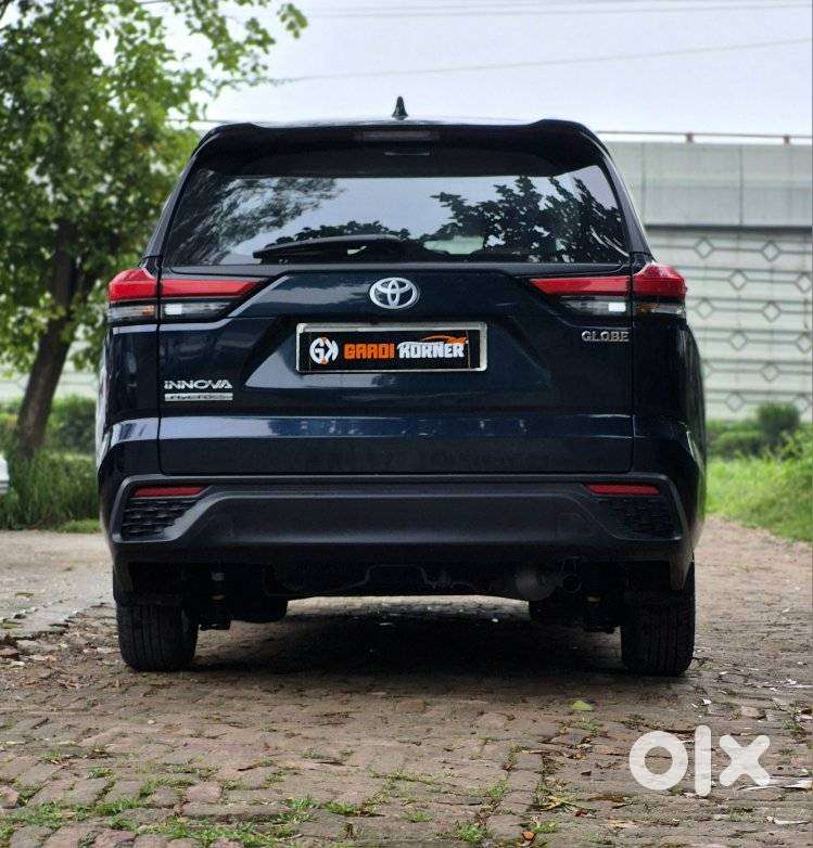 Toyota Innova Hycross 2.0 Gx 7 Str, 2025, Petrol