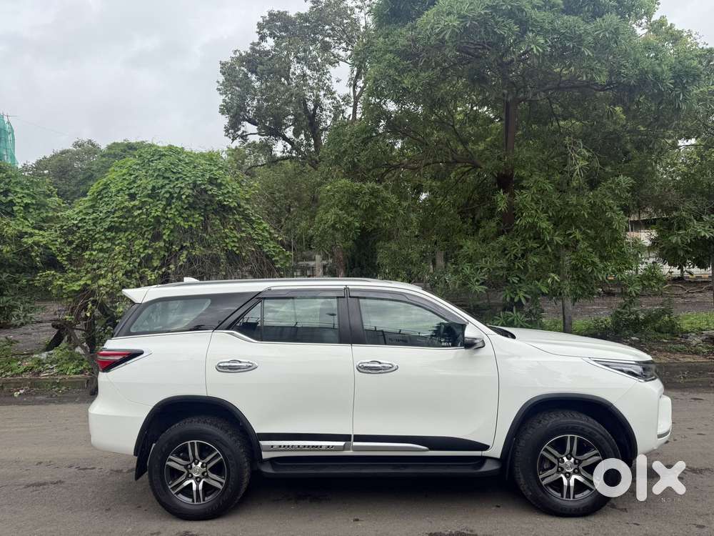 Toyota Fortuner [2021-ongoing] 2.8 2wd Diesel At, 2023, Diesel