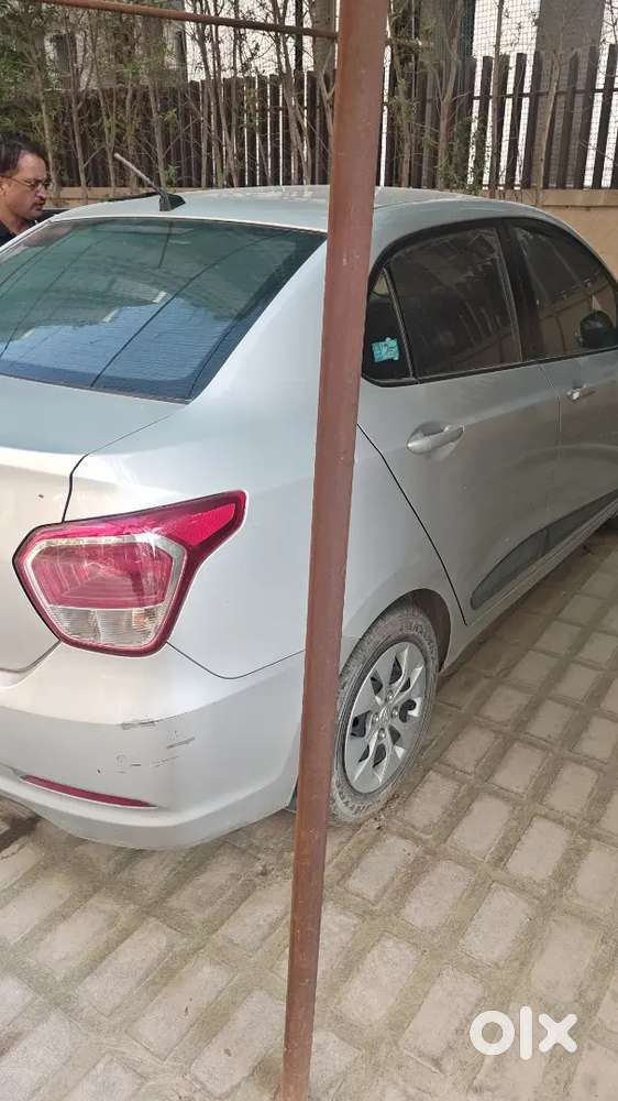 Hyundai Xcent 2015 Petrol 780000 Km Driven