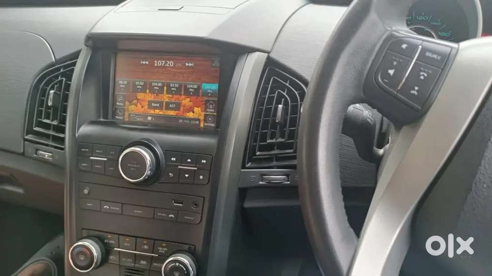 Mahindra Xuv 500 W10 Mt