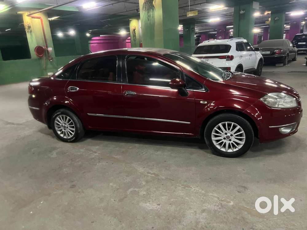 Fiat Linea Emotion Pk 1.4, 2010, Petrol
