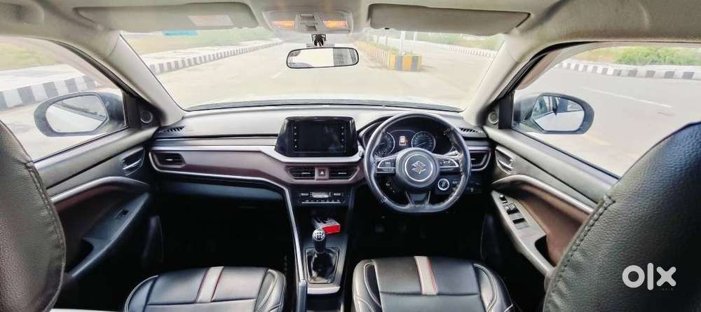 Maruti Suzuki Brezza 1.5 Zxi Smart Hybrid, 2024, Petrol