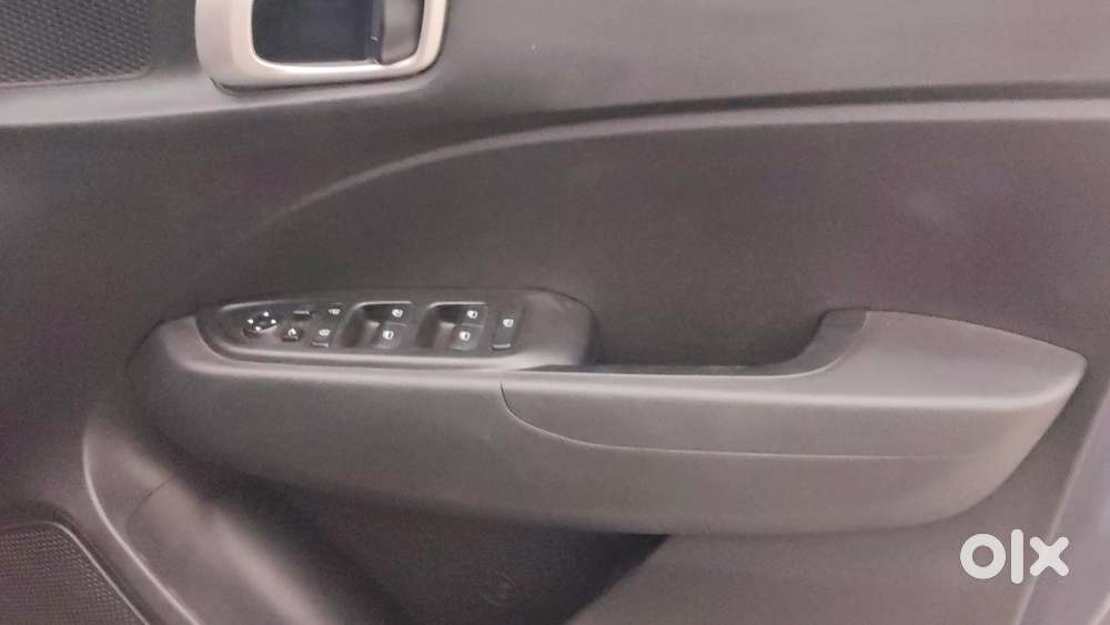 Hyundai Venue 1.2 S Plus, 2021, Petrol