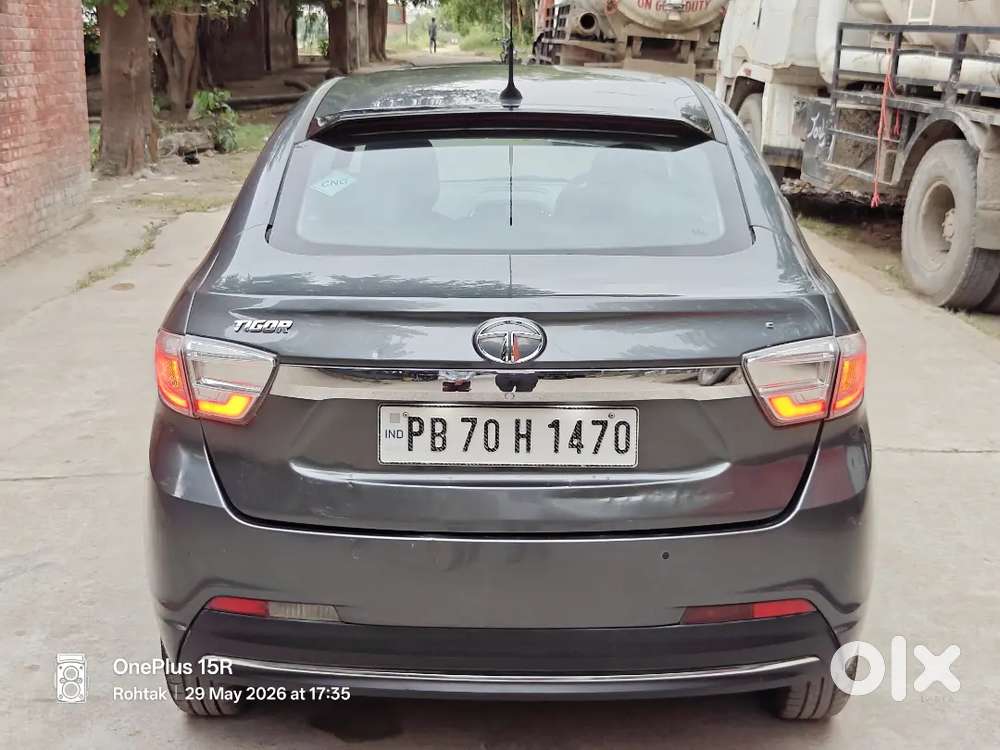 High End Model Company Cng Tata Tigor